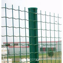 Exporting standard pvc coated Europe fence in stock